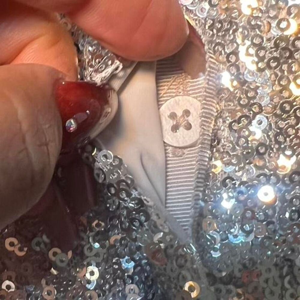 Women's Silver Sequins Cardigan NWT Size L - Picture 3 of 6
